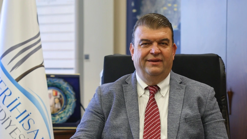 Seferihisar Belediye Baskani Ismail Yetiskin Gorevden Uzaklastirildi