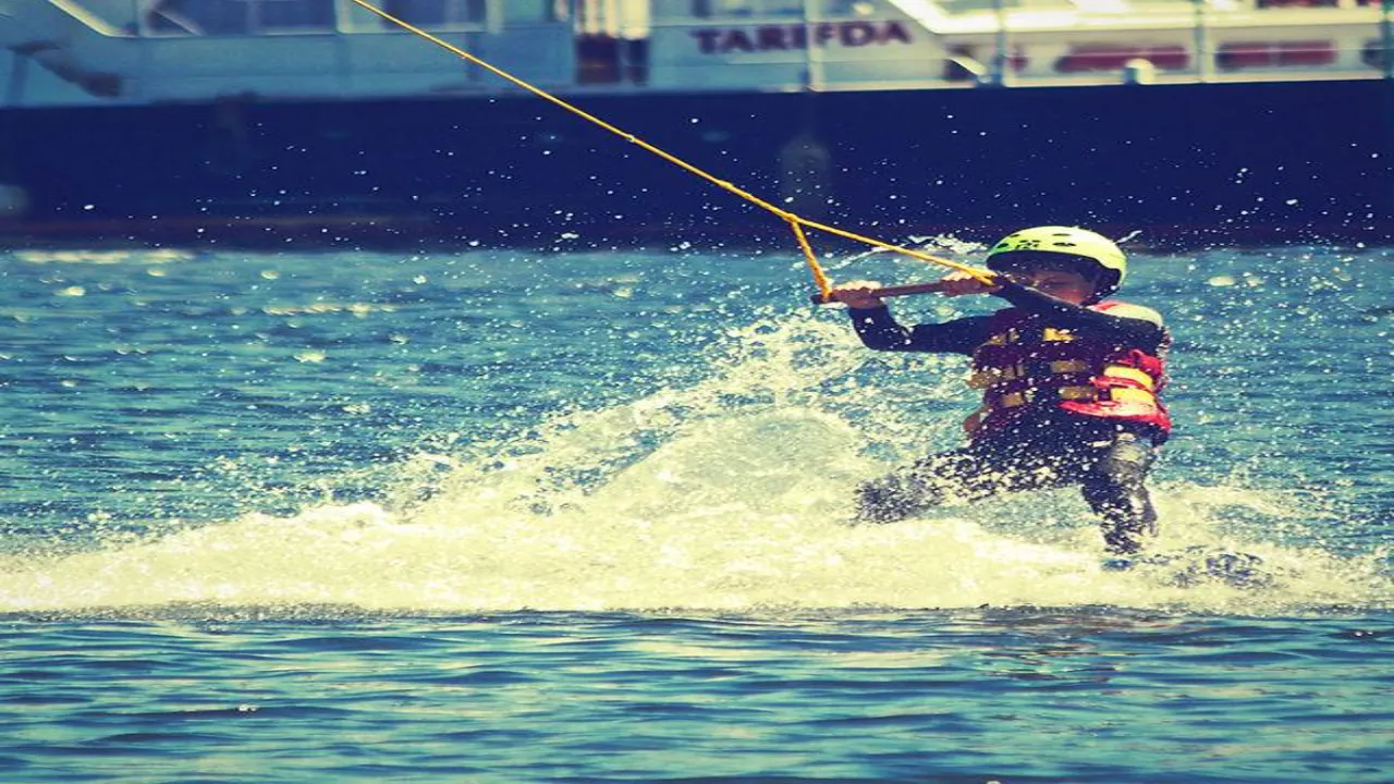 Su Kayağı (Water Ski)
