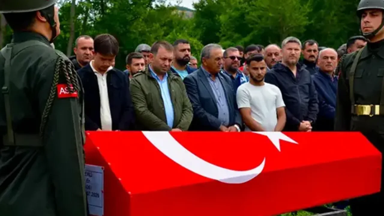Trafik Kazasinda Askeri Personel Sait Yurekli Hayatini Kaybetti Yenibakishaber (1)