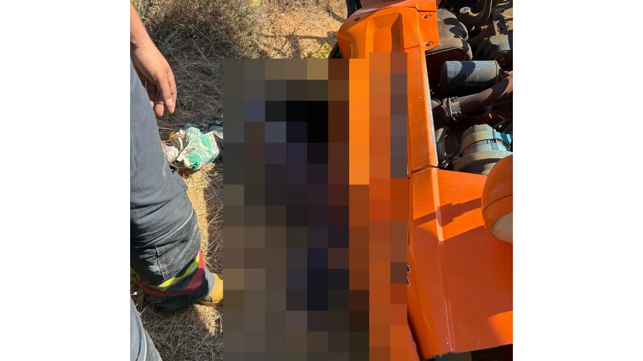 Traktor Devrildi 81 Yasindaki Surucu Hayatini Kaybetti Yenibakishaber (1)-1