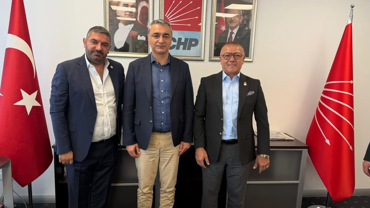 Yeni Cag Partisinden Chpye Ziyaret Yenibakishaber (2)