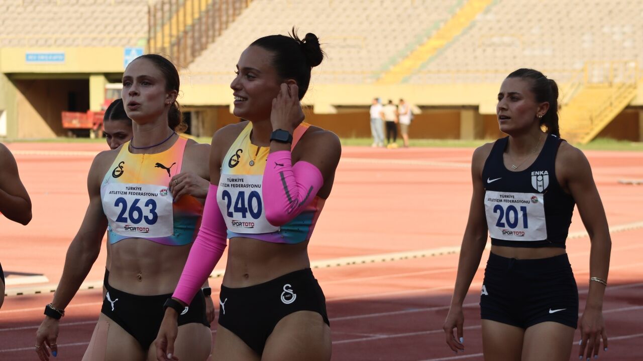 Yesilay U23 Buyukler Turkiye Sampiyonasi Izmirde Basladi Ilk Gun Atletizm Solenine Sahne (4)