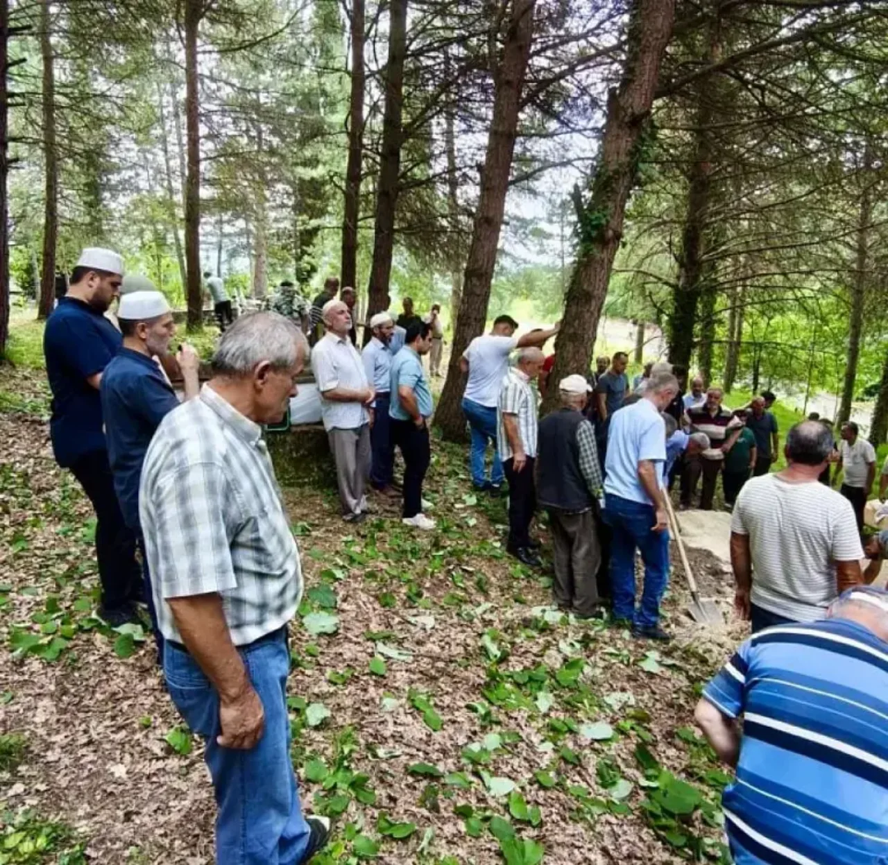 30 Yillik Cift Ayni Gun Hayatini Kaybetti (1)