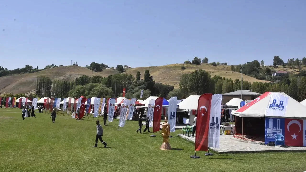 Ahlat Ta Malazgirt Hazirligi Kabine Yeniden Toplanacak Yenibakishaber