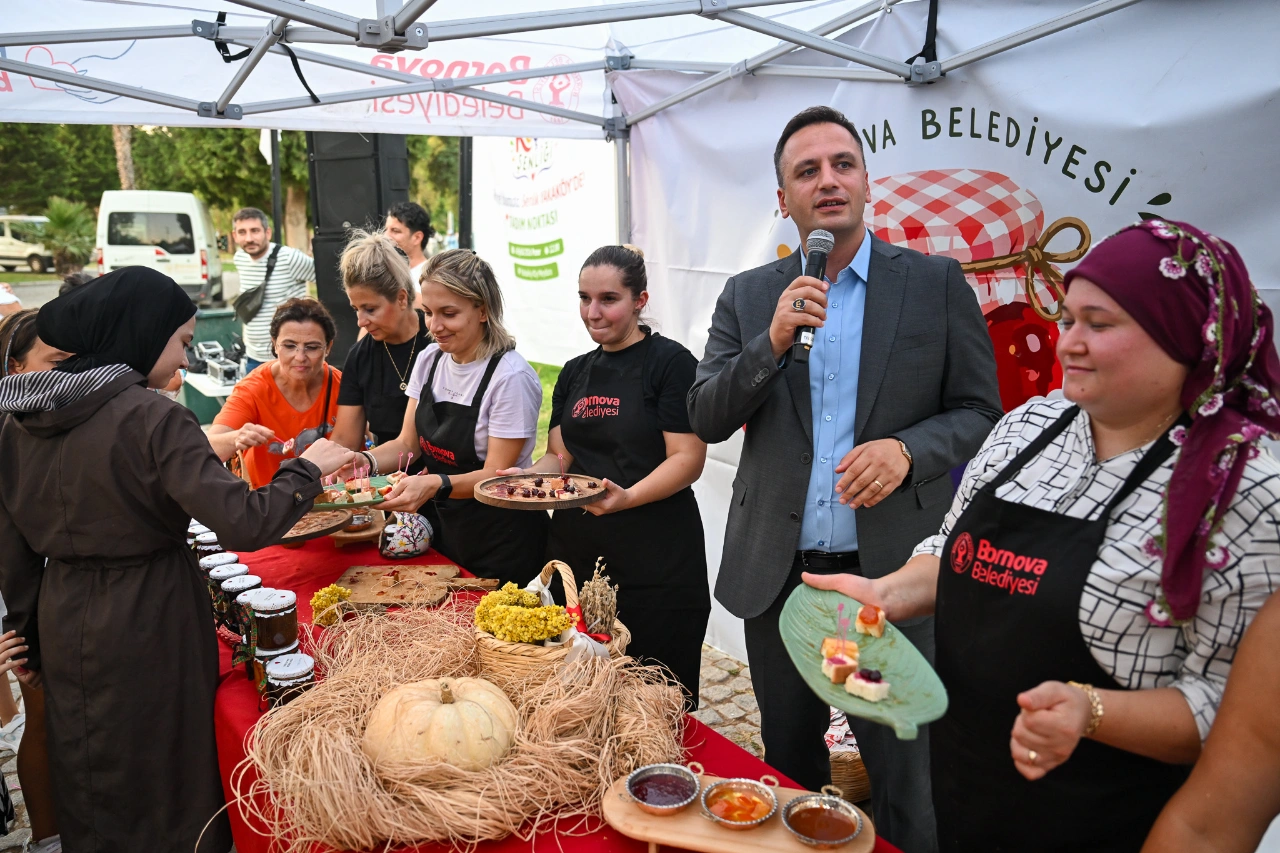 Bornovada Geleneksel Recel Festivali Icin Geri Sayim Basladi Yenibakishaber (1)