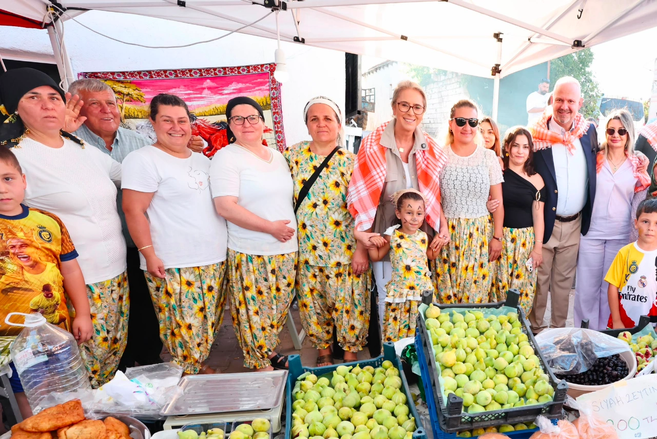 Bozalanda Incir Bereketi Festivale Donustu Yenibakishaber (4)