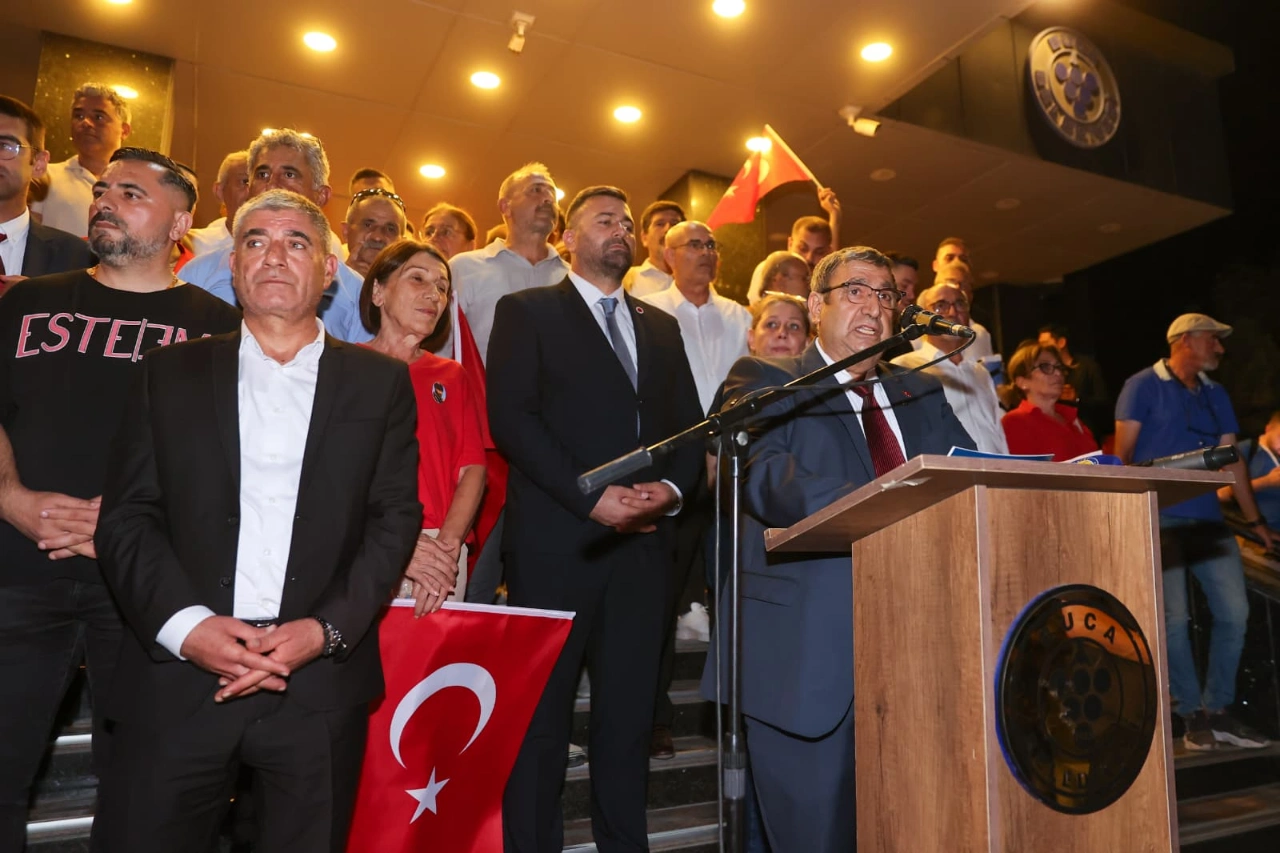 Buca Da Zafer Coskusu Sokaklardan Sahalara Tasti Yenibakishaber (1)