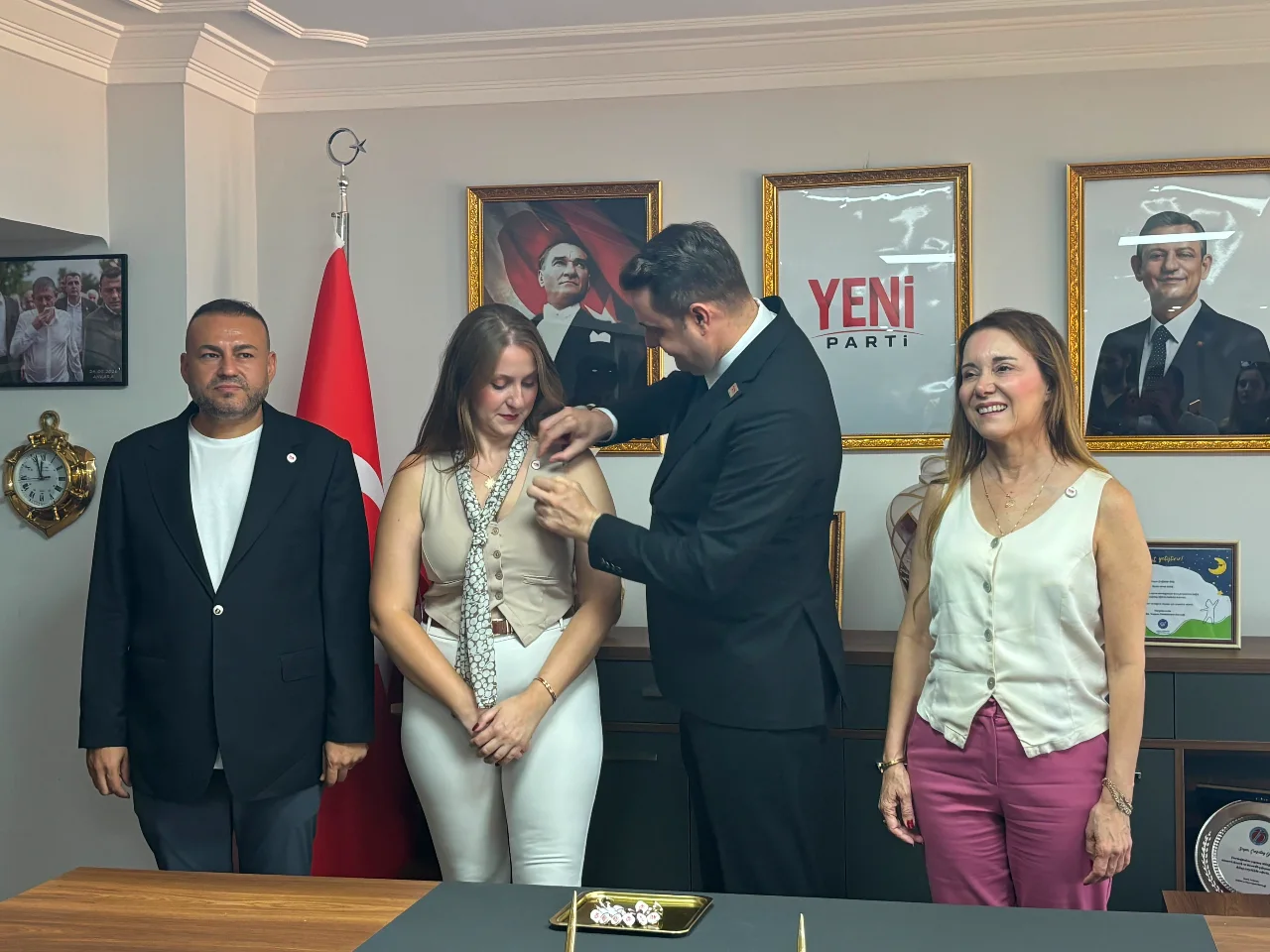 Chp De Kalan Belediye Baskanlarinin Neden Kaldigini Biliyoruz Yenibakishaber (1)