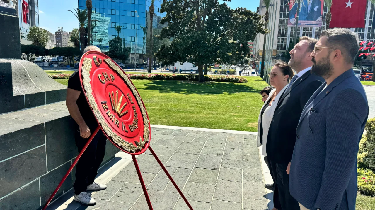 Chp Izmir Den 30 Agustos Toreni Yenibakishaber (2)