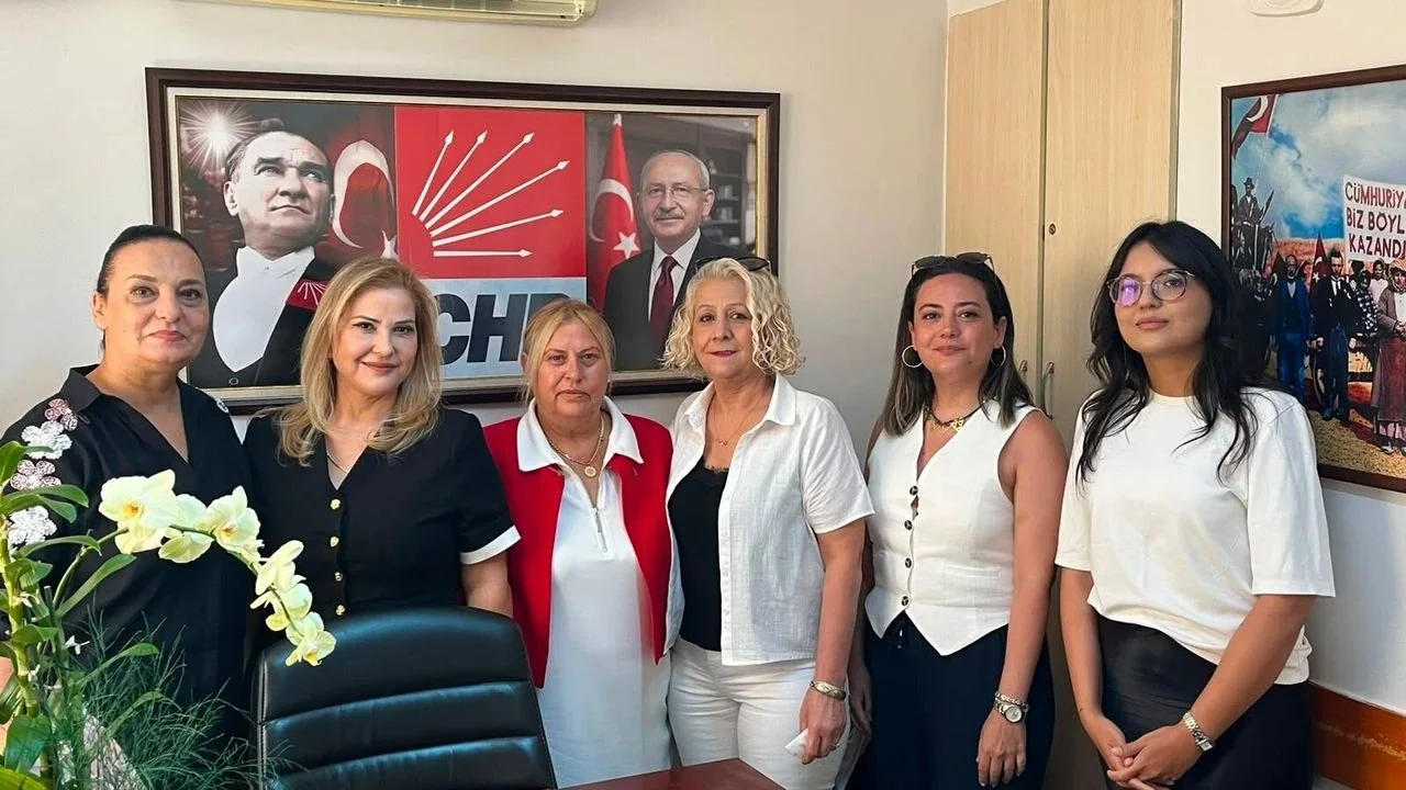 Chp Karsiyaka Kadin Kollari Nda Yeni Baskan Dilek Koktas Gundogdu Yenibakishaber