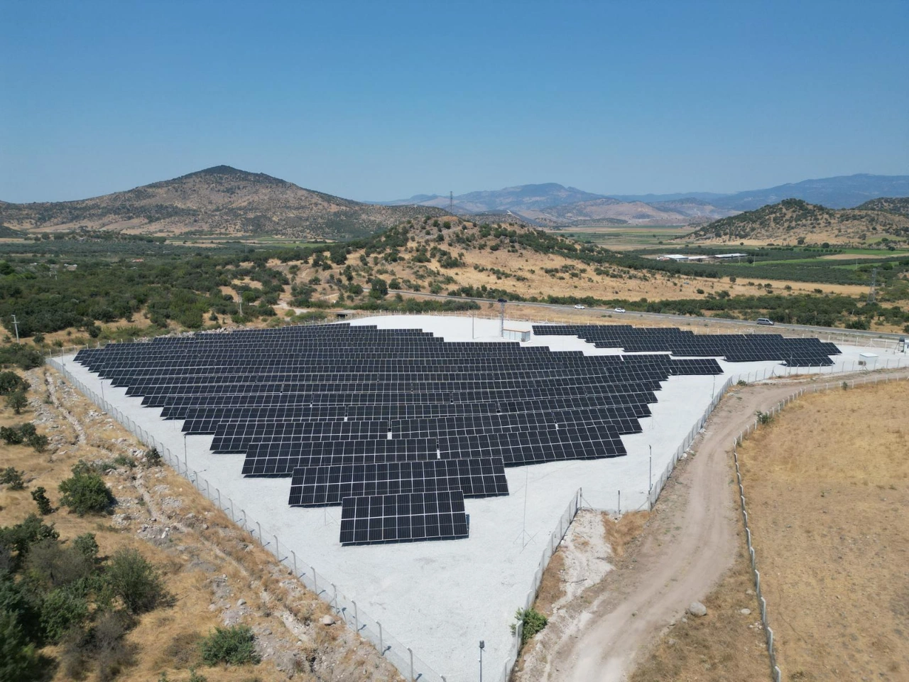 Dikilinin Ges Yatirimi Tamamlandi Elektrik Uretimi Basladi Yenibakishaber