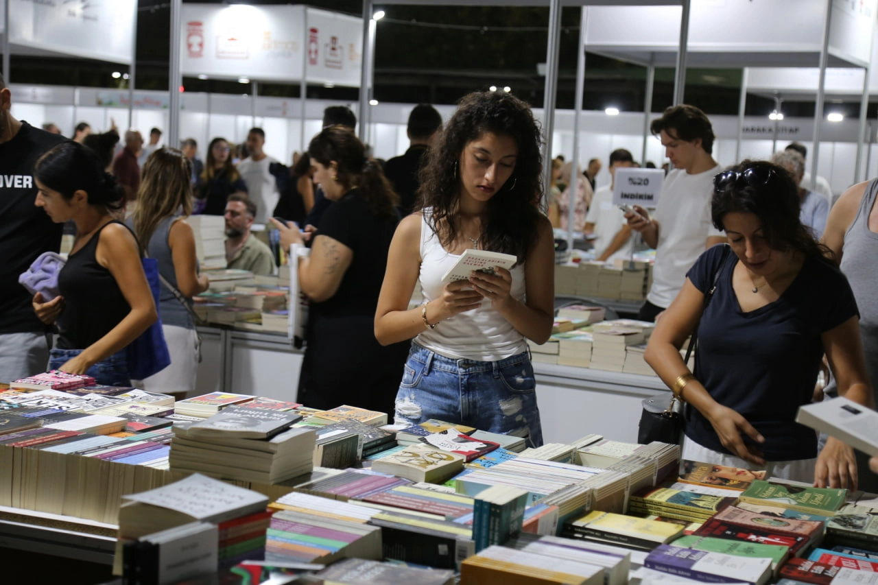 Edremit Kitap Fuari 17 Agustosta Basliyor Yenibakishaber (3)-1