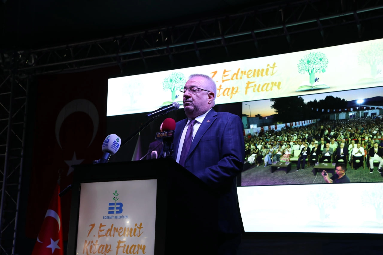 Edremit Kitap Fuari 17 Agustosta Basliyor Yenibakishaber (4)