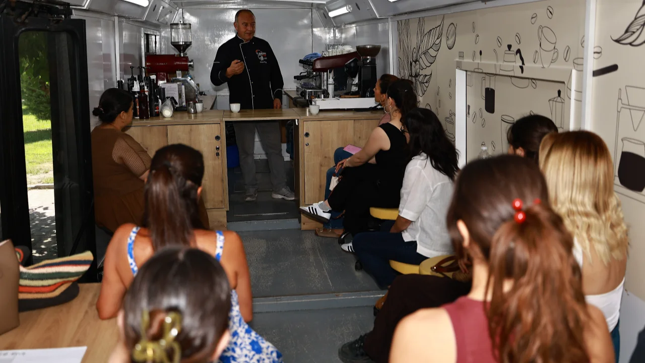 Efes Selcuk Ta Barista Kursu Yenibakishaber (1)
