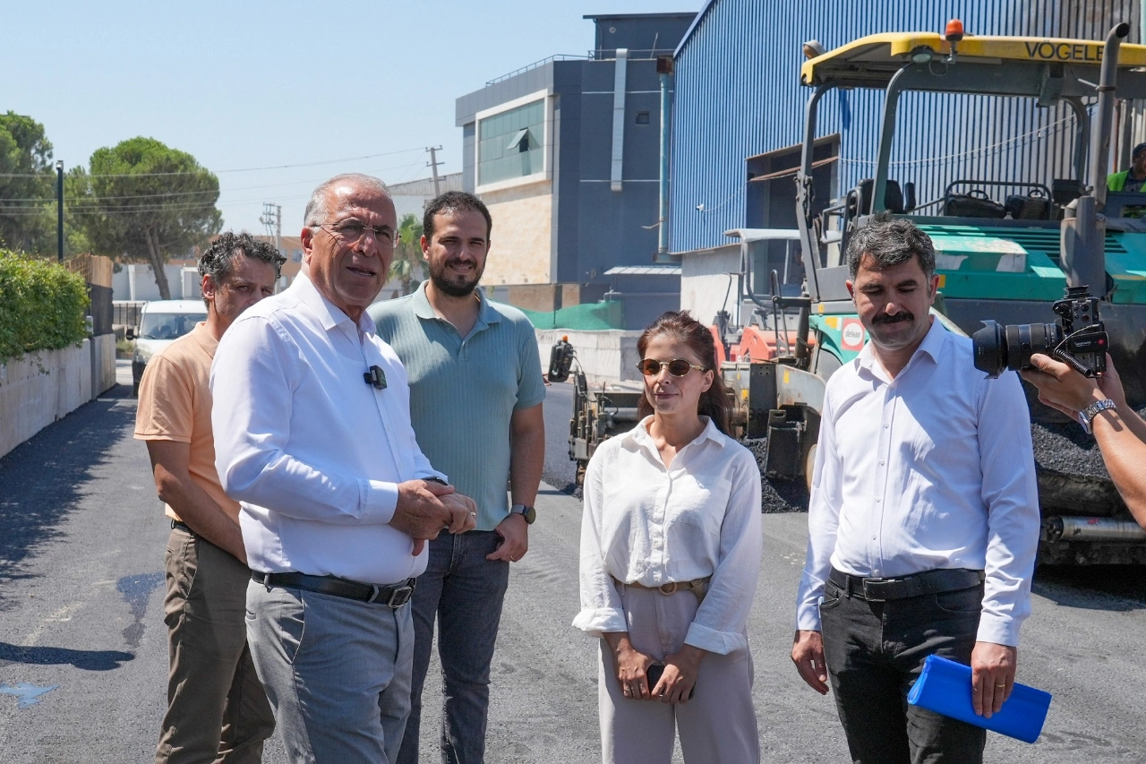 Gaziemirde 4 Bin 470 Ton Asfaltla Yollar Yenileniyor Yenibakishaber (3)
