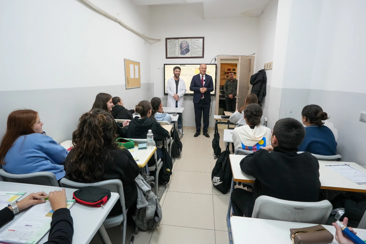 Gaziemirde Ogrencilerin Lgs Basarisi Yuzleri Guldurdu Yenibakishaber (1)