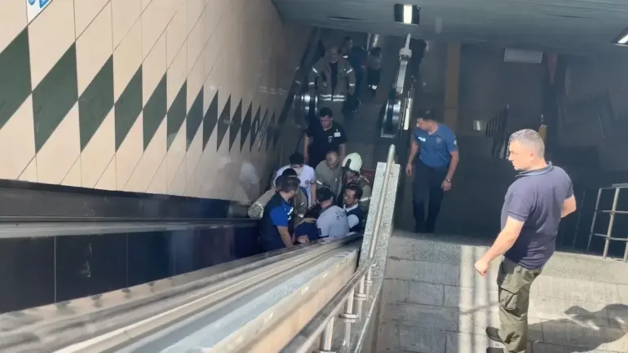 Gorme Engelli Genc Metro Raylarina Dustu Yenibakishaber (1)