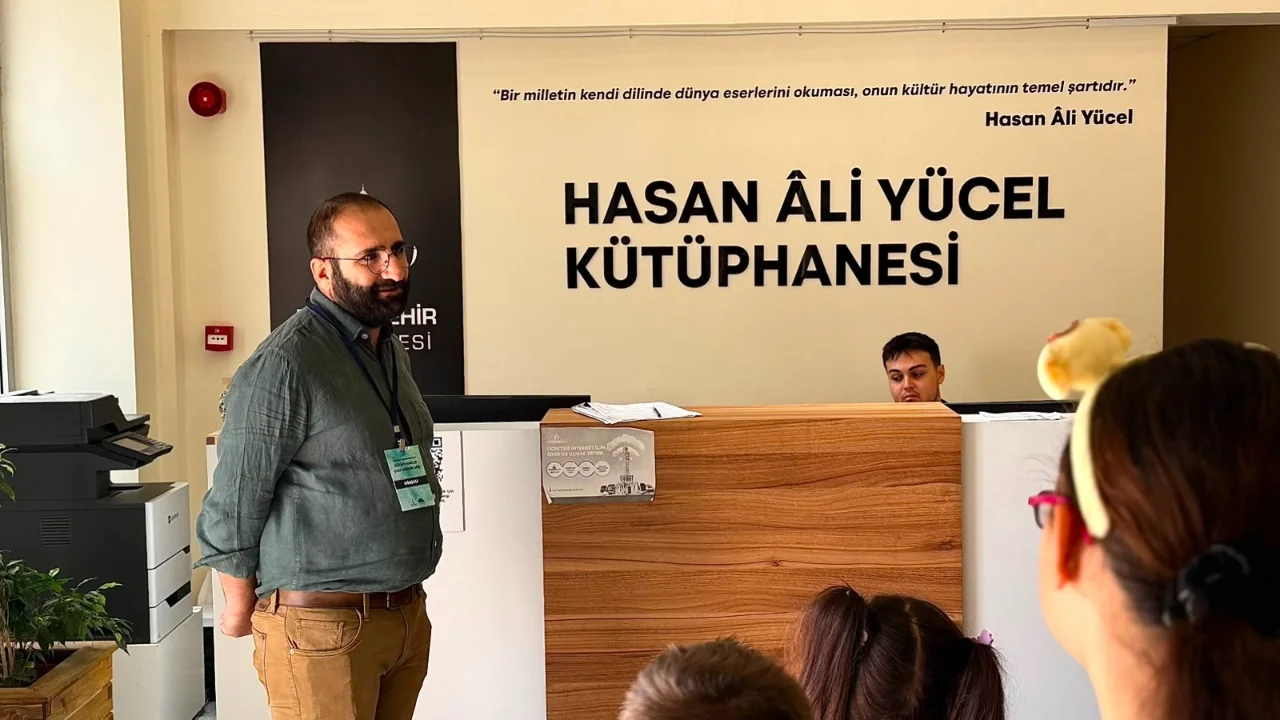 Hasan Ali Yucel Kutuphanesi Nde Uzay Yolculugu Yenibakishaber (3)