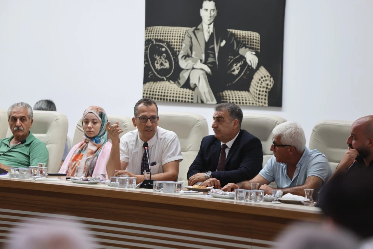 Karabaglarda Esnaf Icin Koordinasyon Toplantisi Yenibakishaber (1)