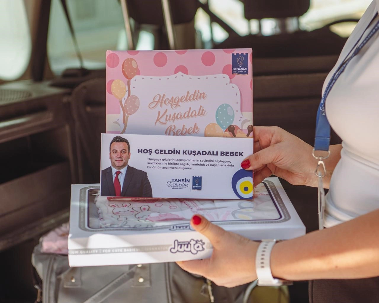 Kusadasinda 115 Bebege Ilk Hediye Belediyeden Yenibakishaber