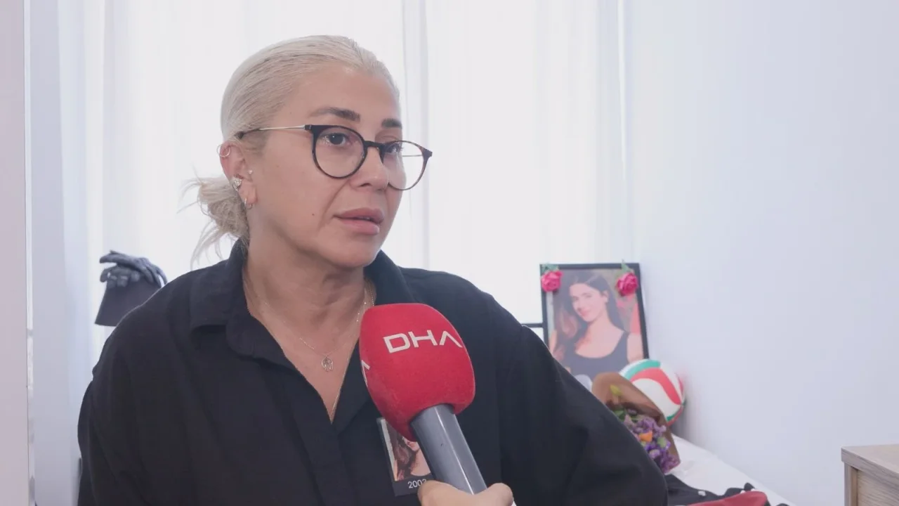 Motosiklet Kazasinda Hayatini Kaybeden Ceyda Yakovanin Ailesinden Yurek Burkan Sozler (3)