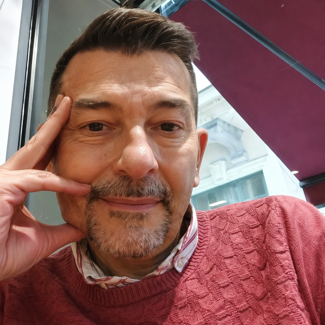 Ruggero D Angerio Yenibakishaber (1)