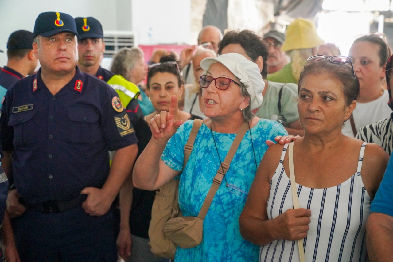 Teos Marina Icin 162 Bin Ton Tas Plani Gumulduru Ayaga Kaldirdi Yenibakishaber