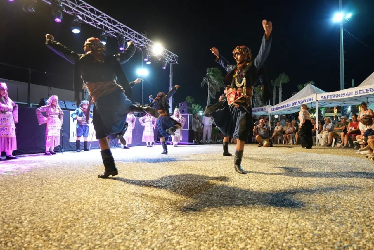 Teosfest 2026 Sona Erdi Yenibakishaber (2)