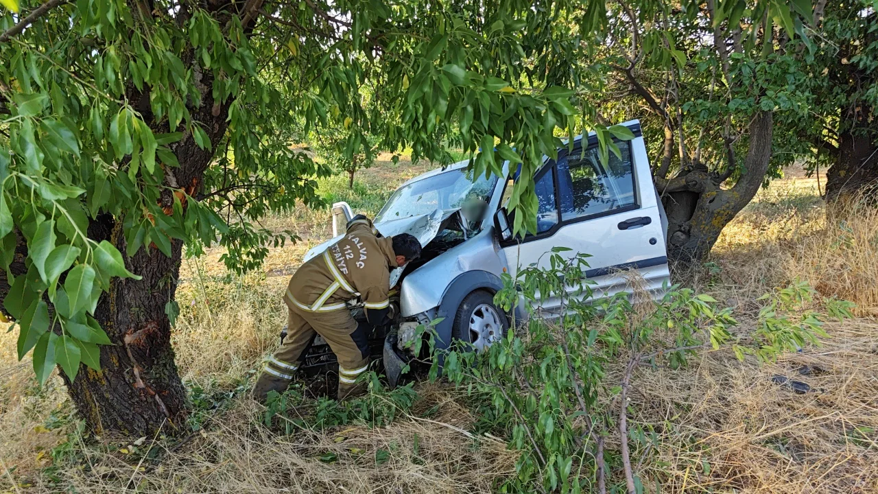 Ticari Aracin Surucusu Oldu Yenibakishaber