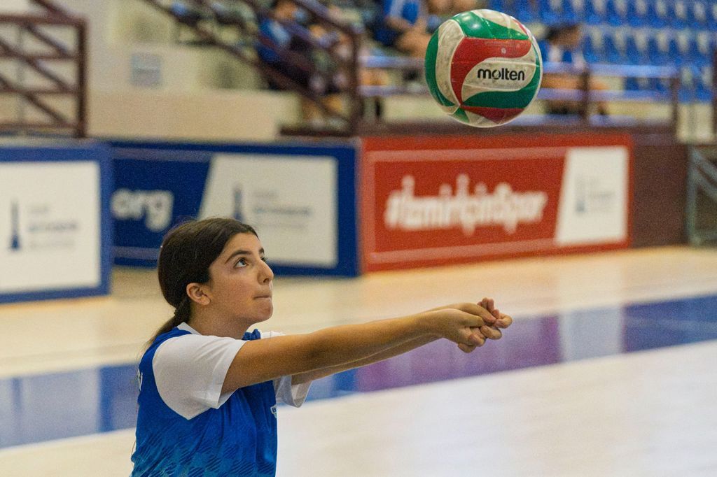Yaz Spor Okullarinda Voleybol Ilgisi (2)