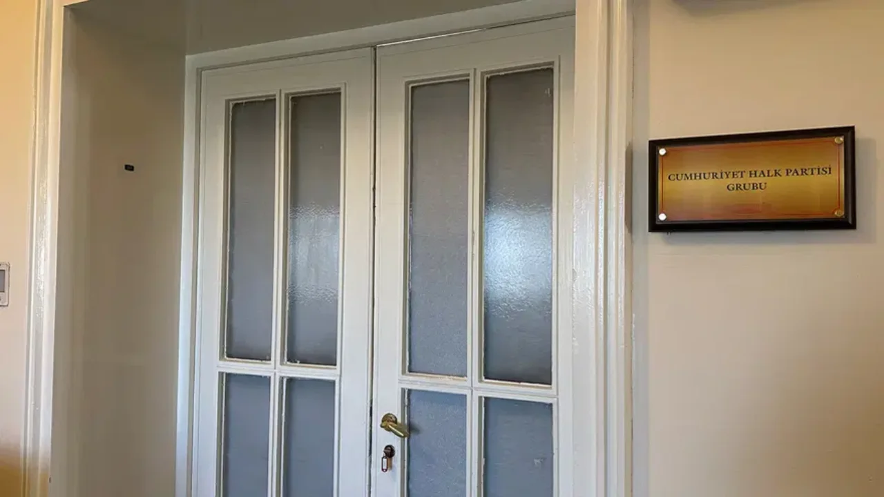 Yeni Parti Ile Chp Mecliste Ayni Koridorda Calisacak (1)