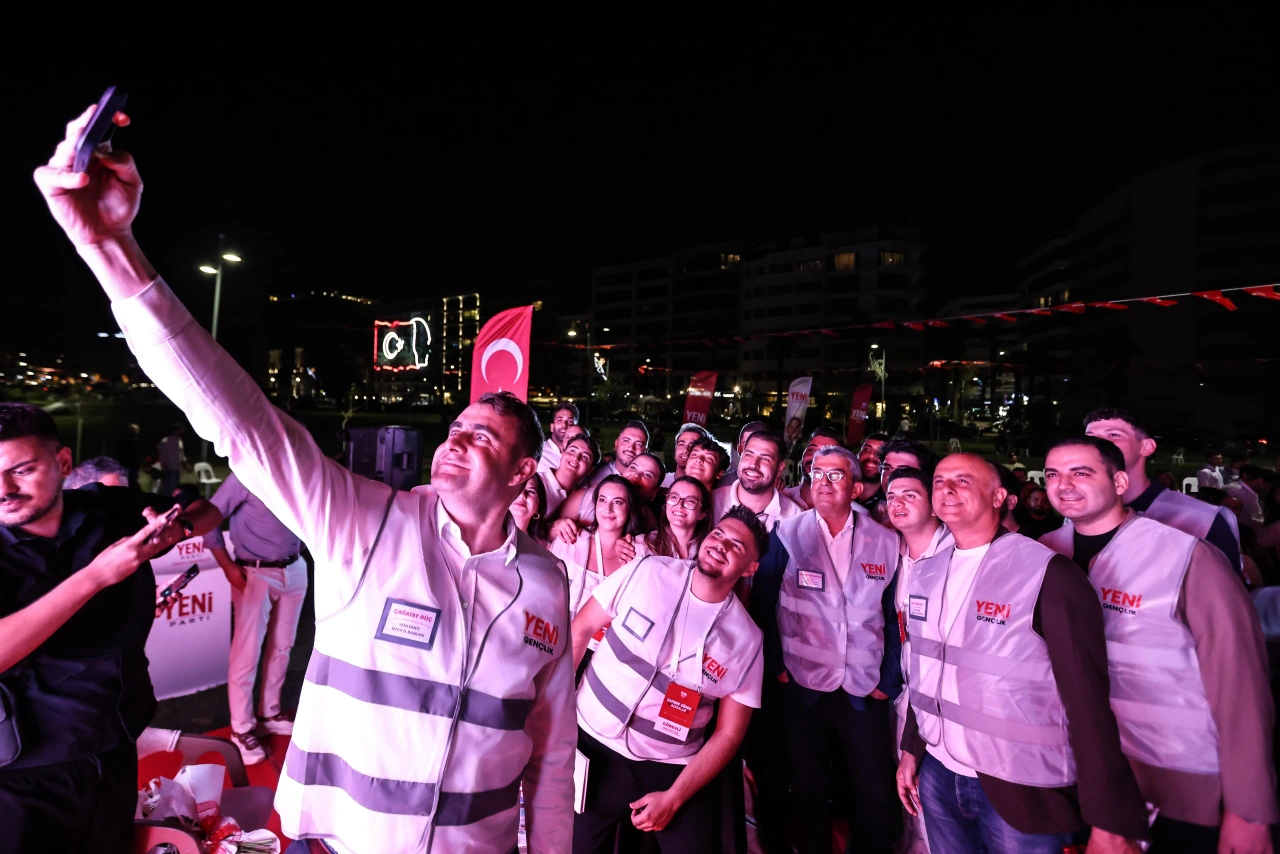 Yeni Partiden 30 Agustos Mesaji Zaferin Ruhunu Gelecegin Umuduyla Bulusturuyoruz Yenibakishaber (1)