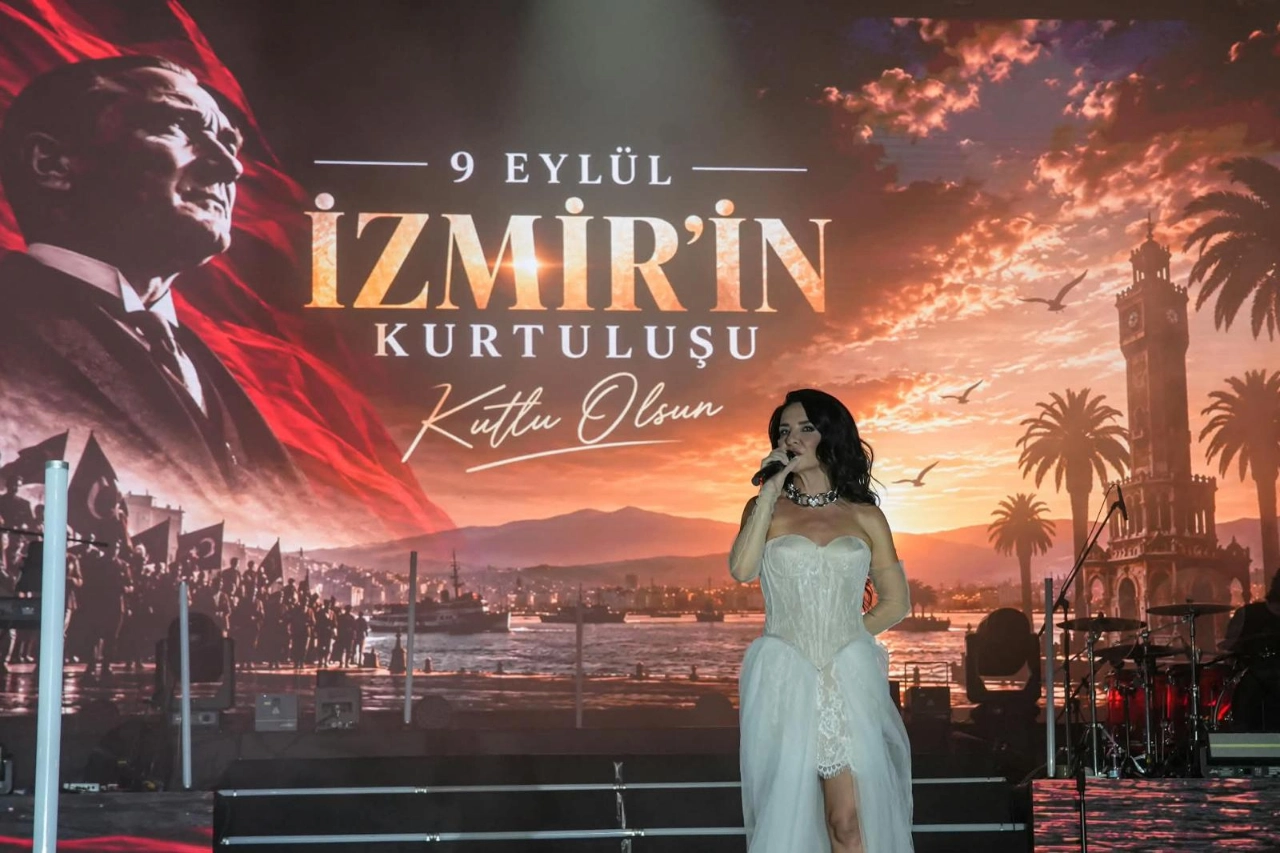 9 Eylul Coskusu Izmir Fuarinda Taclandi Yenibakishaber (2)