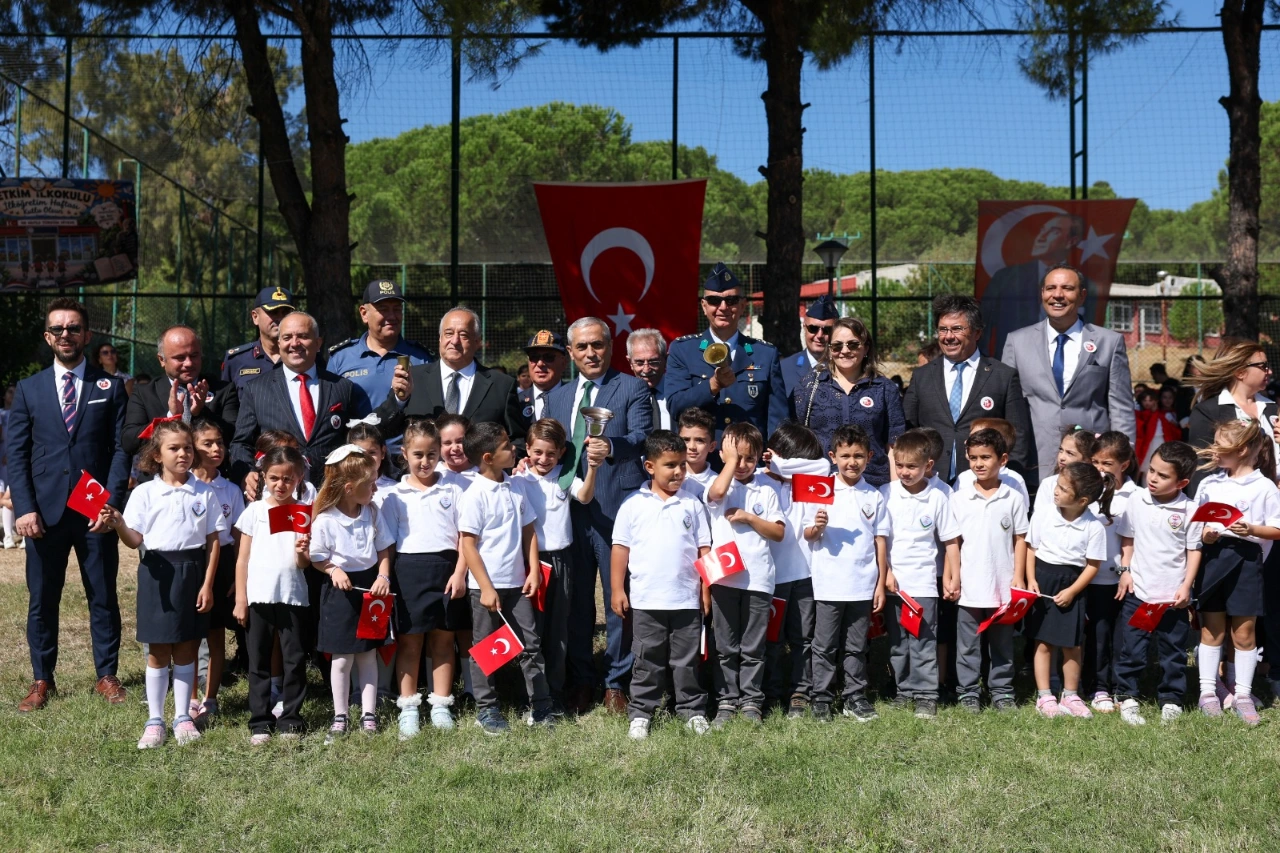 Aliagada Yeni Egitim Yili Torenle Basladi Yenibakishaber (1)