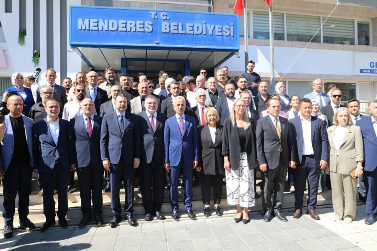 Bakan Uraloglu Duyurdu Menderes Gumuldur Karayolu Ihaleye Cikacak Yenibakishaber (1)-1