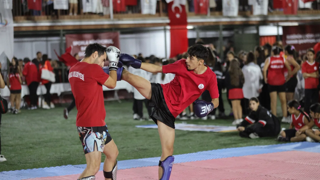 Bayrakli Da Spor Sezonu Coskuyla Basladi 1 Yenibakishaber
