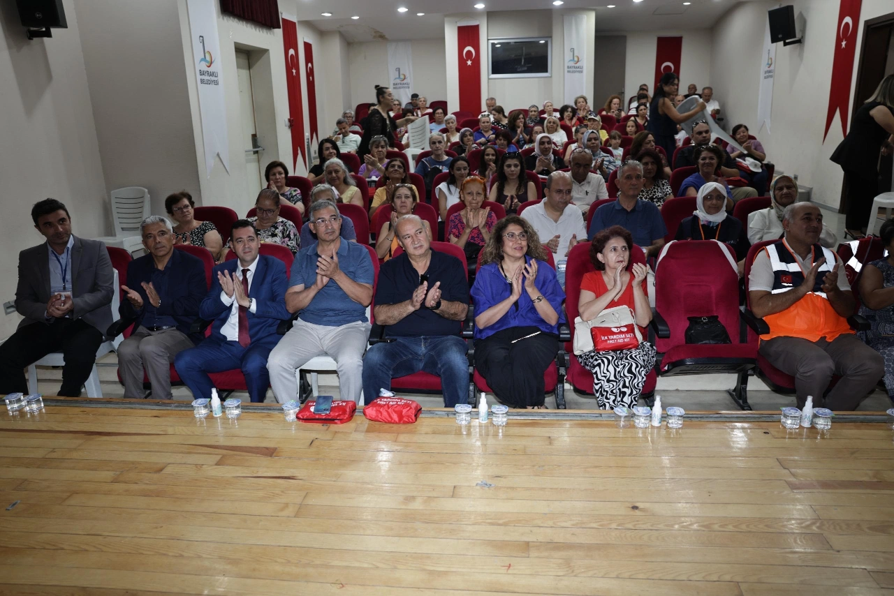 Bayraklida Acil Durumlara Karsi Ilkyardim Farkindaligi Yenibakishaber (2)