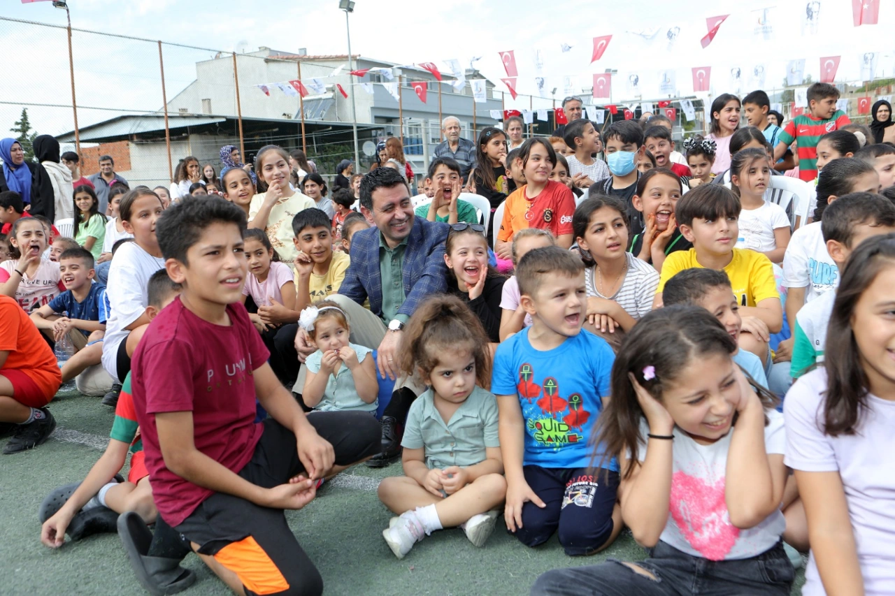 Bayraklida Cocuklarin Senligi Gumuspalaya Tasiniyor Yenibakishaber (1)