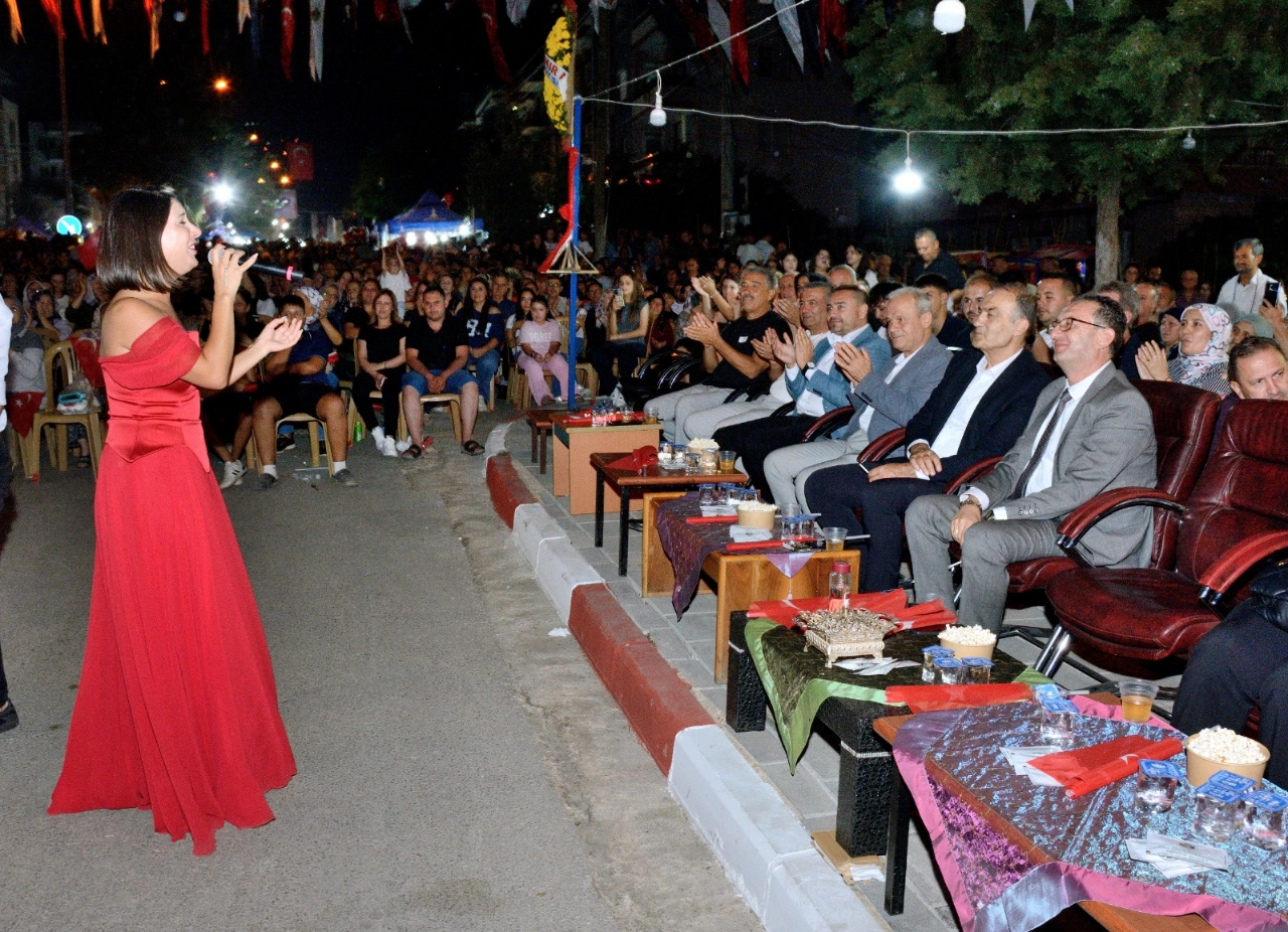 Beydagda Kurtulusun 104 Yili Festivalle Kutlandi Yenibakishaber