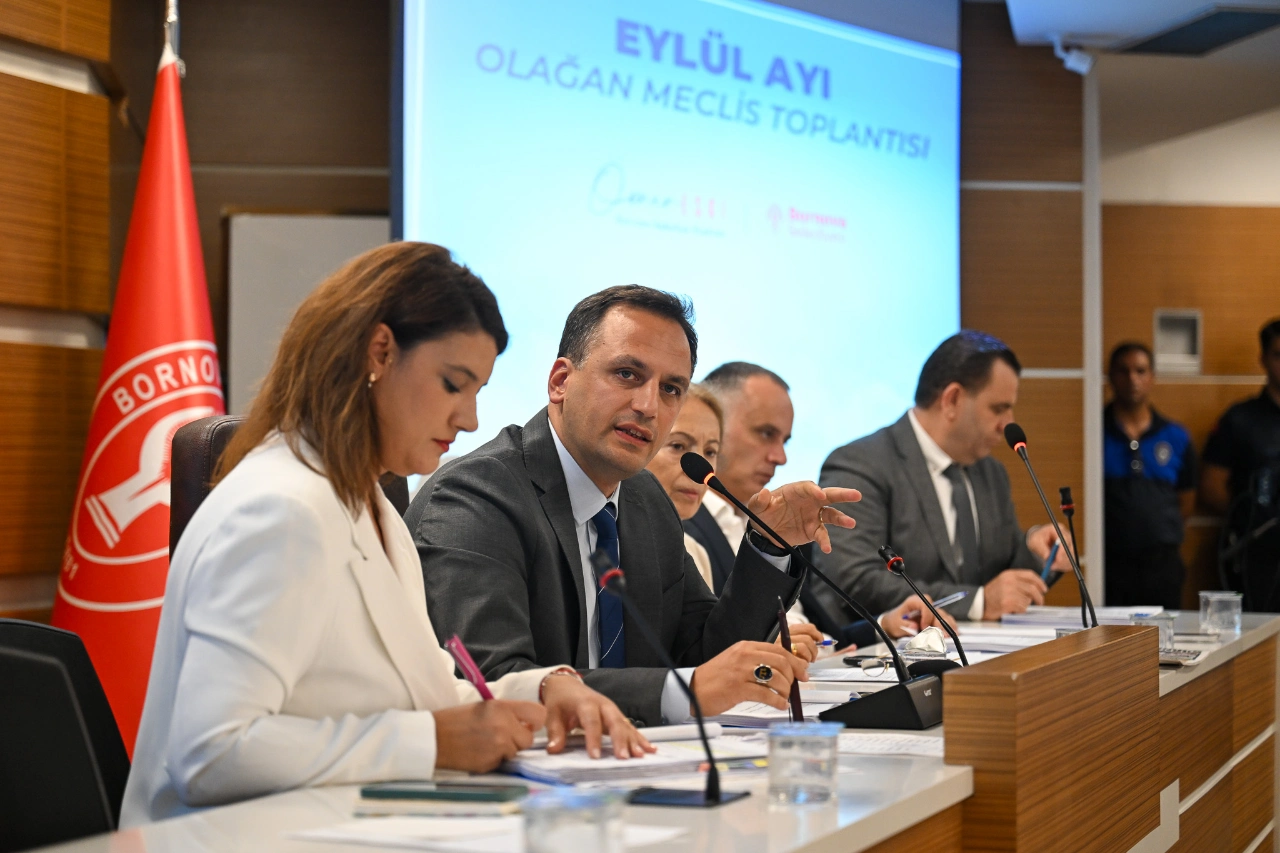 Bornovadan Dunyaya Acilan Dort Yeni Kapi Yenibakishaber (2)