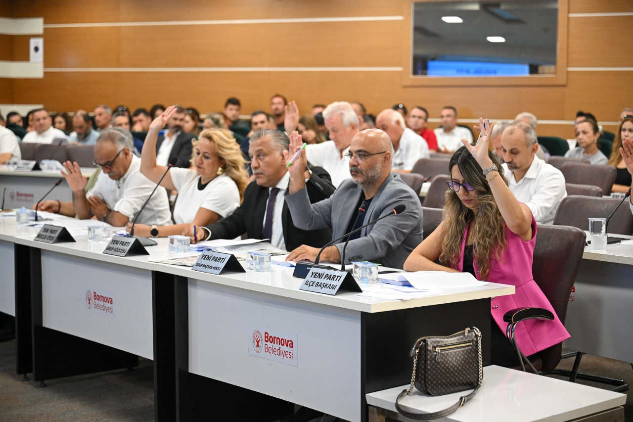 Bornovadan Dunyaya Acilan Dort Yeni Kapi Yenibakishaber (3)