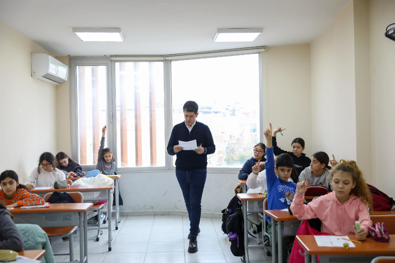 Buca Belediyesinden Ogrencilere Egitim Destegi Yenibakishaber