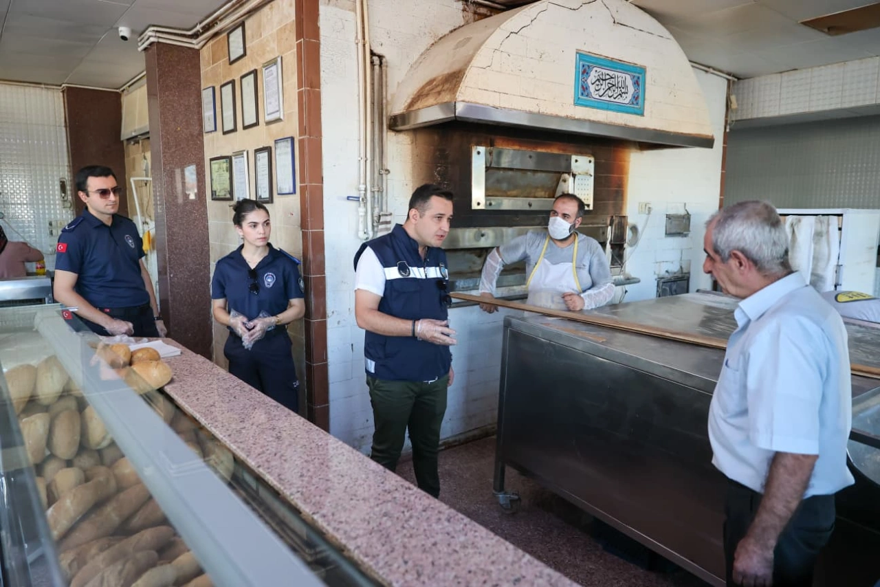 Bucada Ekmek Denetimi Ekipler Sahaya Cikti Yenibakishaber
