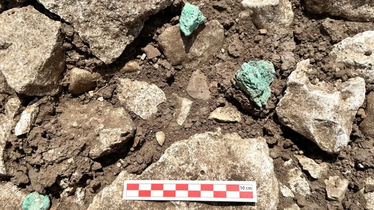 Çayönü Tepesi'nde 8 bin 800 yıllık madencilik işliği bulundu