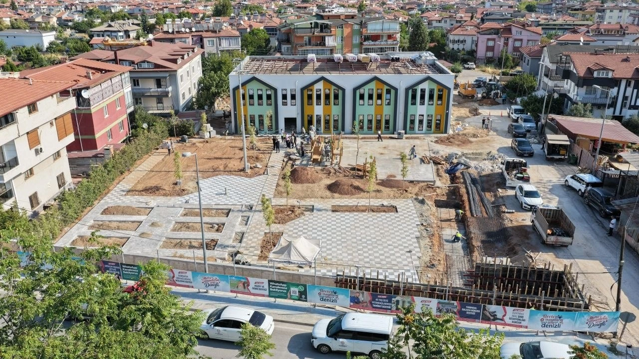 Denizlide Dort Alanda Yatirim Cavusoglu Sahaya Indi Yenibakishaber (2)