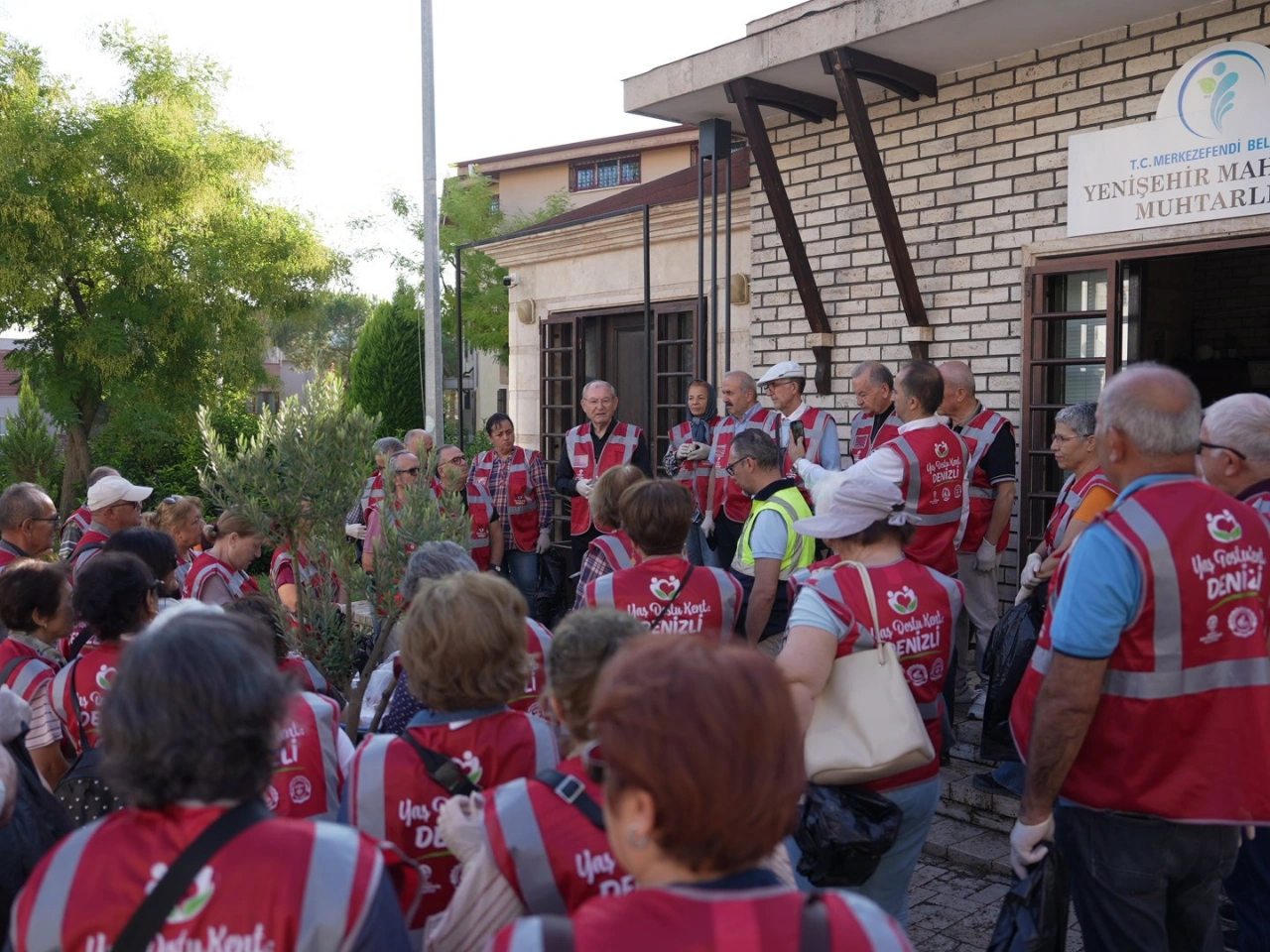 Denizlide Kusaklari Bulusturan Cevre Temizligi Yenibakishaber (1)