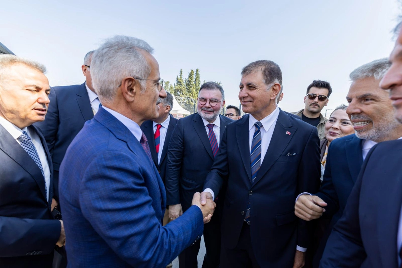 Ege Bölgesi’nin en büyük veri merkezi İzmir'de açıldı