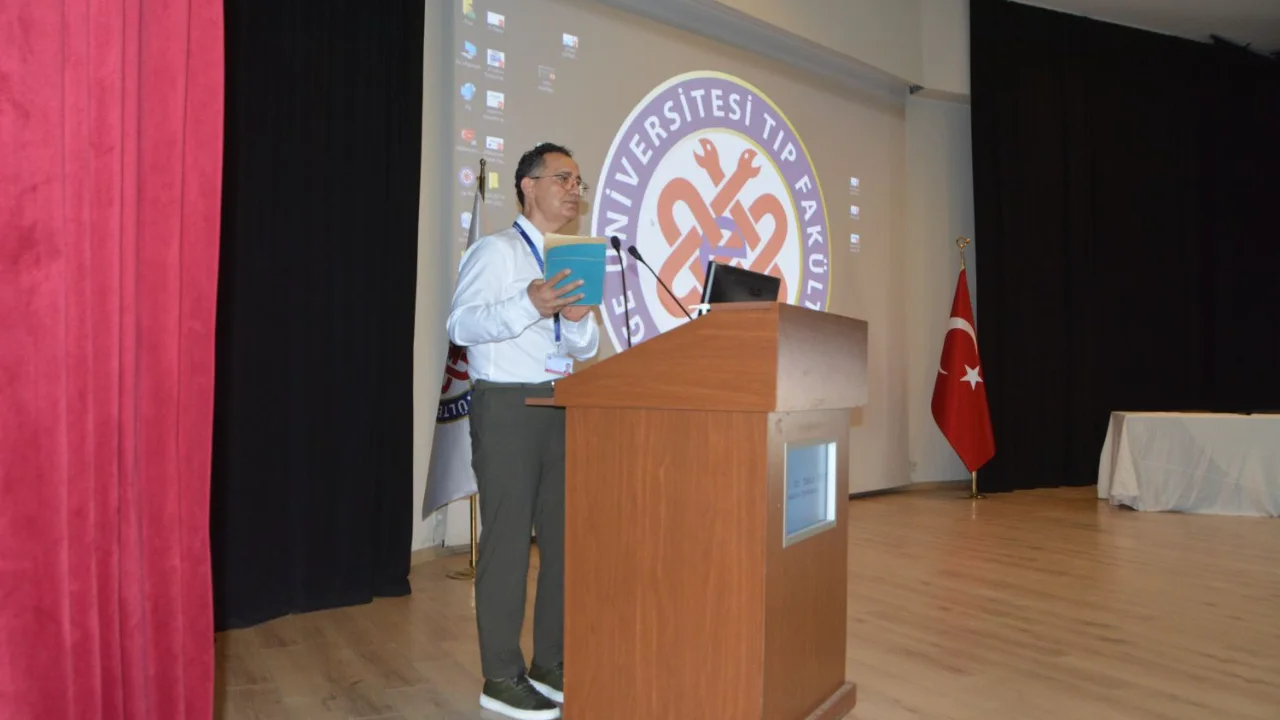 Ege Üniversitesi Tıp Fakültesinde ilk ders Yağdı’dan