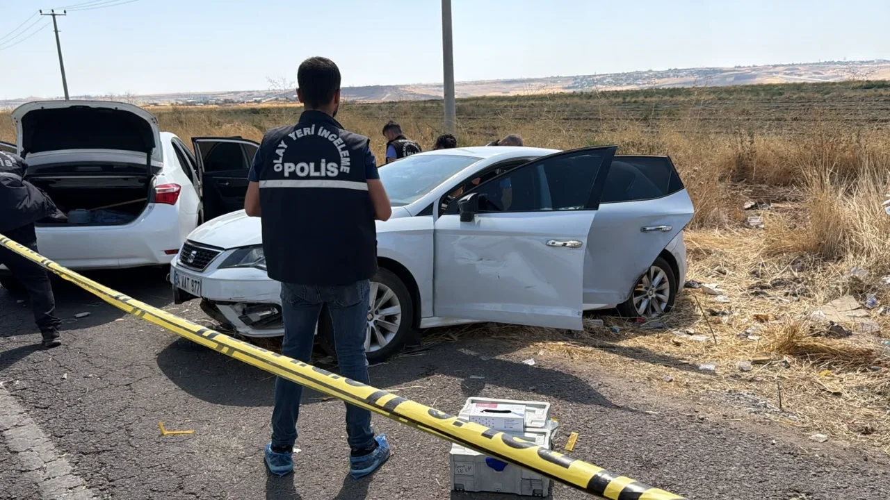 Boşandığı eski eşini öldürdükten sonra aynı silahla yaşamına son verdi
