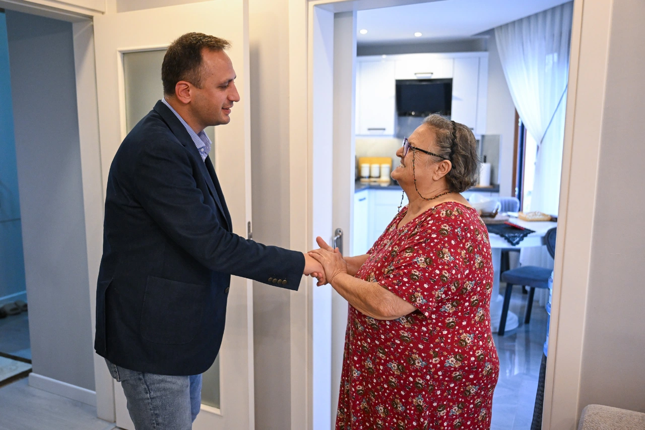 Eskiden Vefa Ziyareti Her Sartta Bornovalilarin Yanindayiz Yenibakishaber (1)